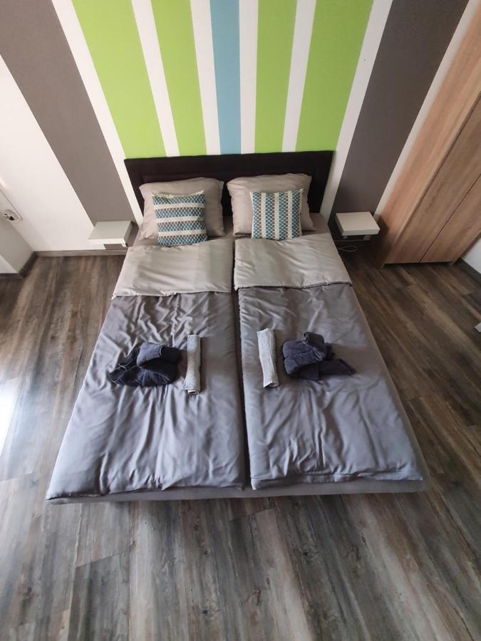 Lexi Apartman Apartment ไฮจ์ดุสโซบอสโล ภายนอก รูปภาพ