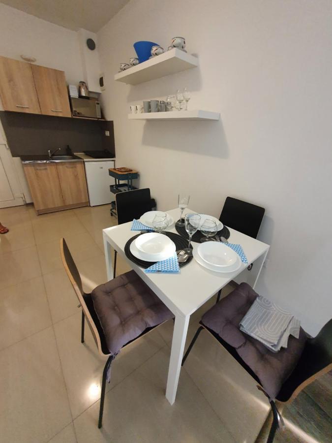 Lexi Apartman Apartment ไฮจ์ดุสโซบอสโล ภายนอก รูปภาพ