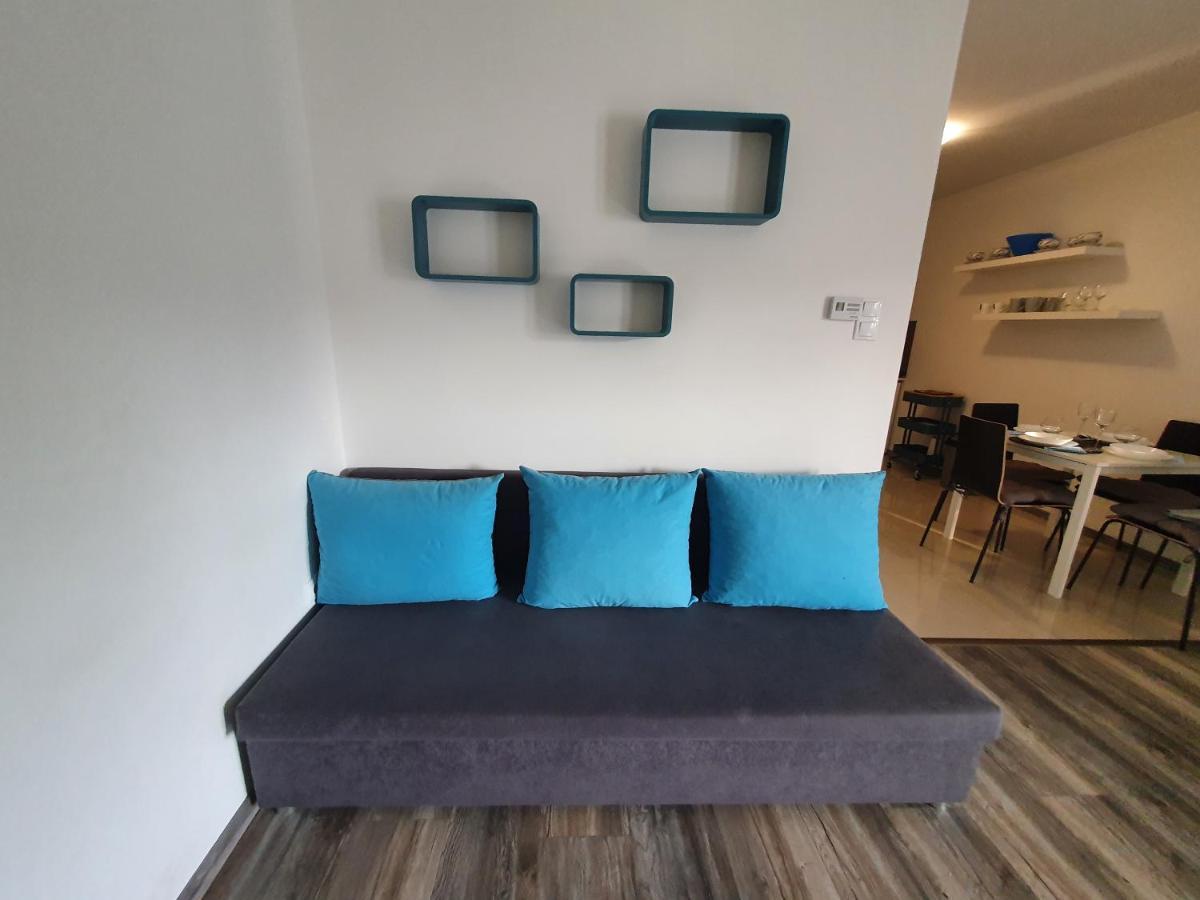 Lexi Apartman Apartment ไฮจ์ดุสโซบอสโล ภายนอก รูปภาพ